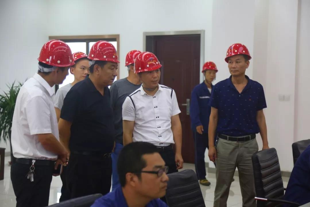 南通市經(jīng)信委張正處長(zhǎng)一行到我公司考察學(xué)習(xí)